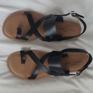 Black glandy sandals
